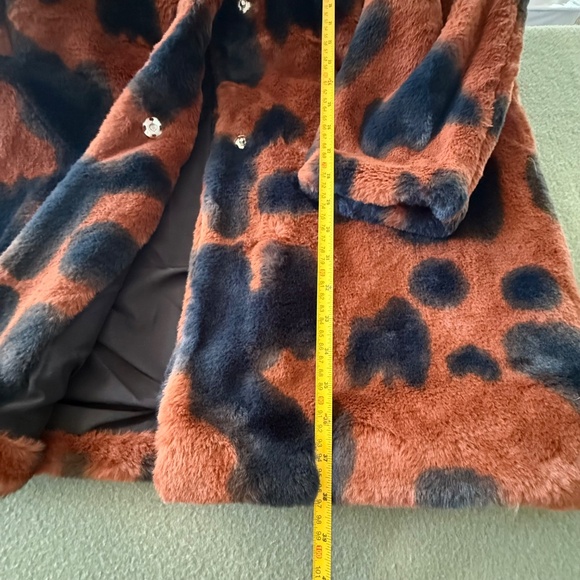 Stoosh Cowhide Print Faux Fur Coat Size XL - Picture 10 of 13